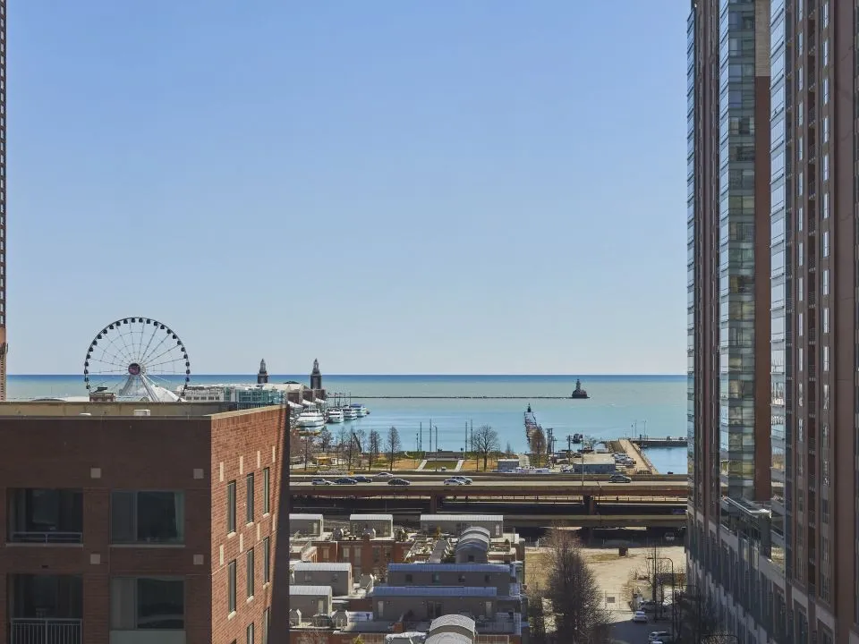 Skyline di Chicago vista dalla terrazza del Loews