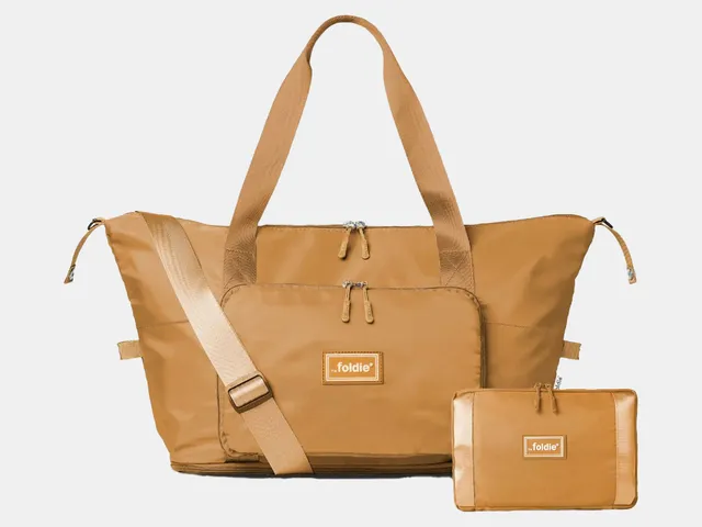 Borsa da viaggio pieghevole gialla